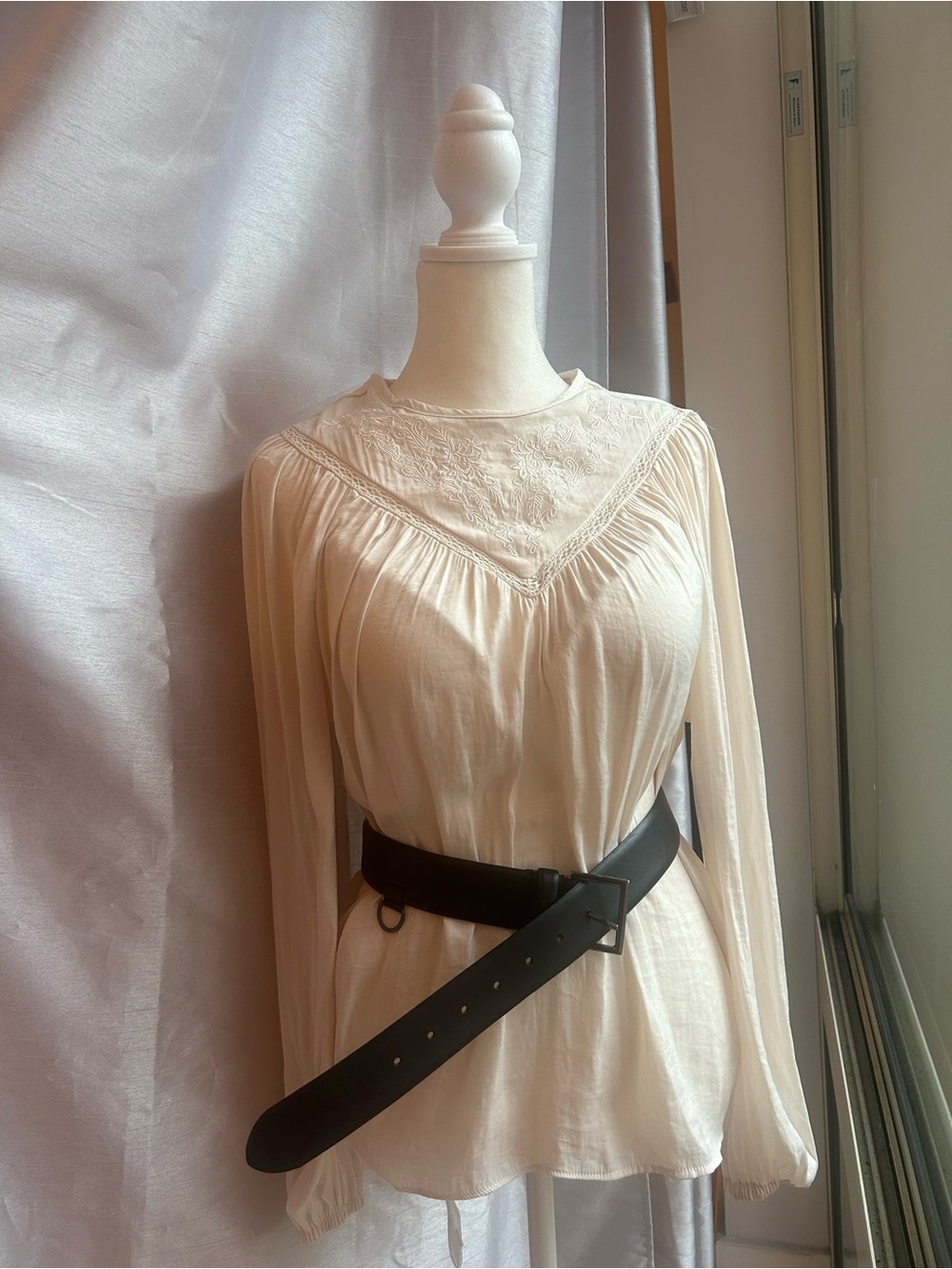 Philosophy Cream Long-Sleeve Embroidered Yoke Dress